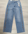 Jean con bordado lateral de flores y strass