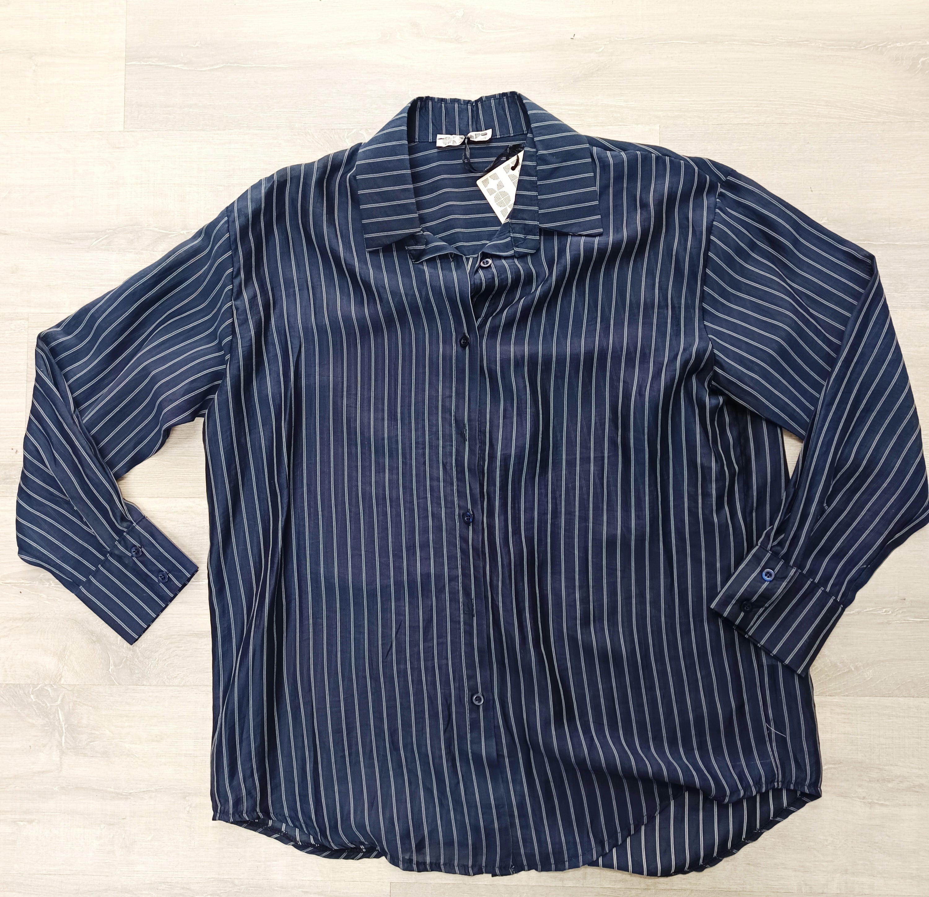 Camisa semitransparente