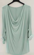 Camiseta escote cascada