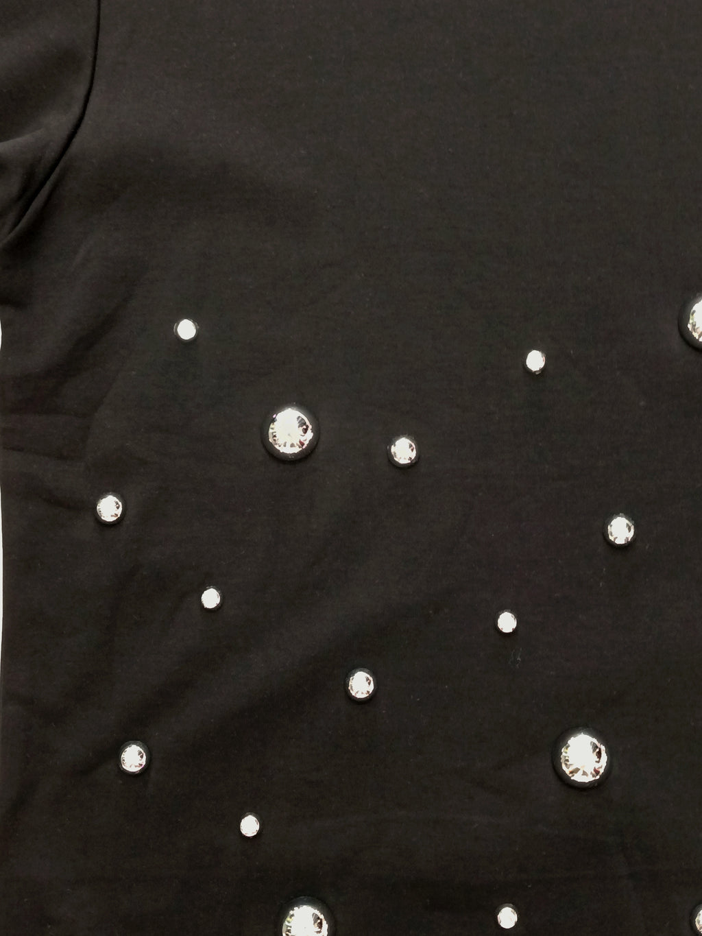 Camiseta oversize detalle bolas plateadas