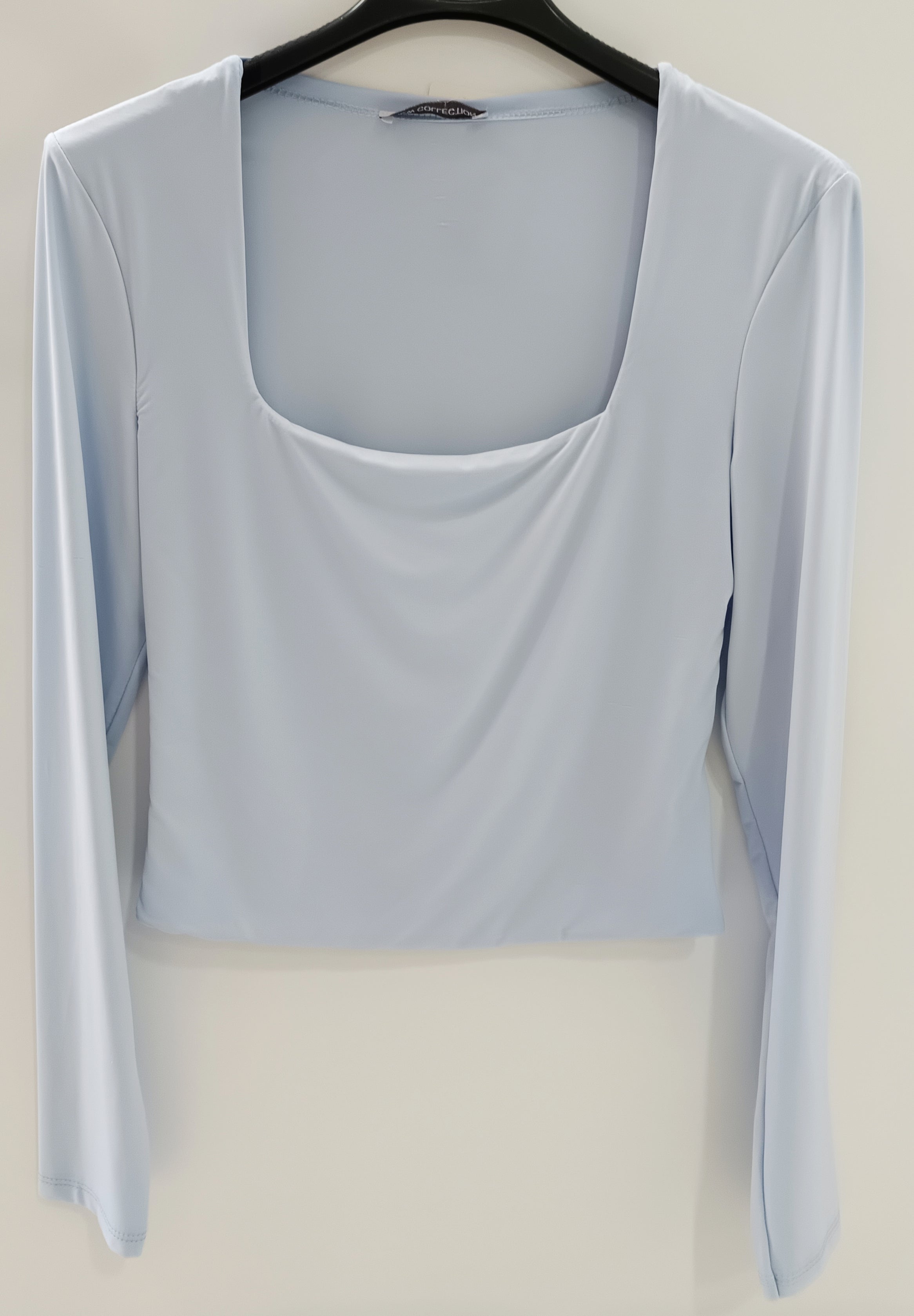 Camiseta escote cuadrado