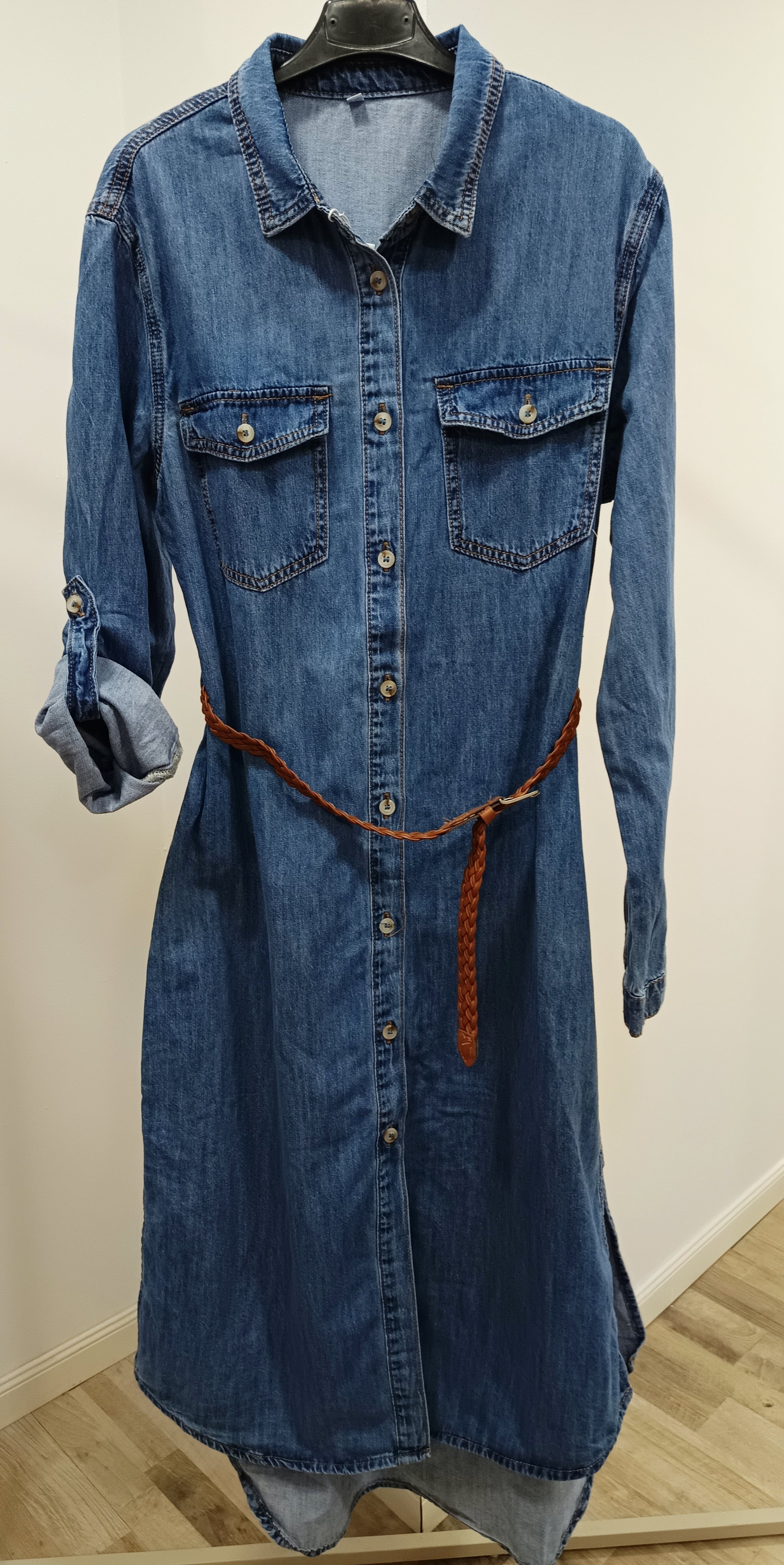 Vestido tejano con cinturón