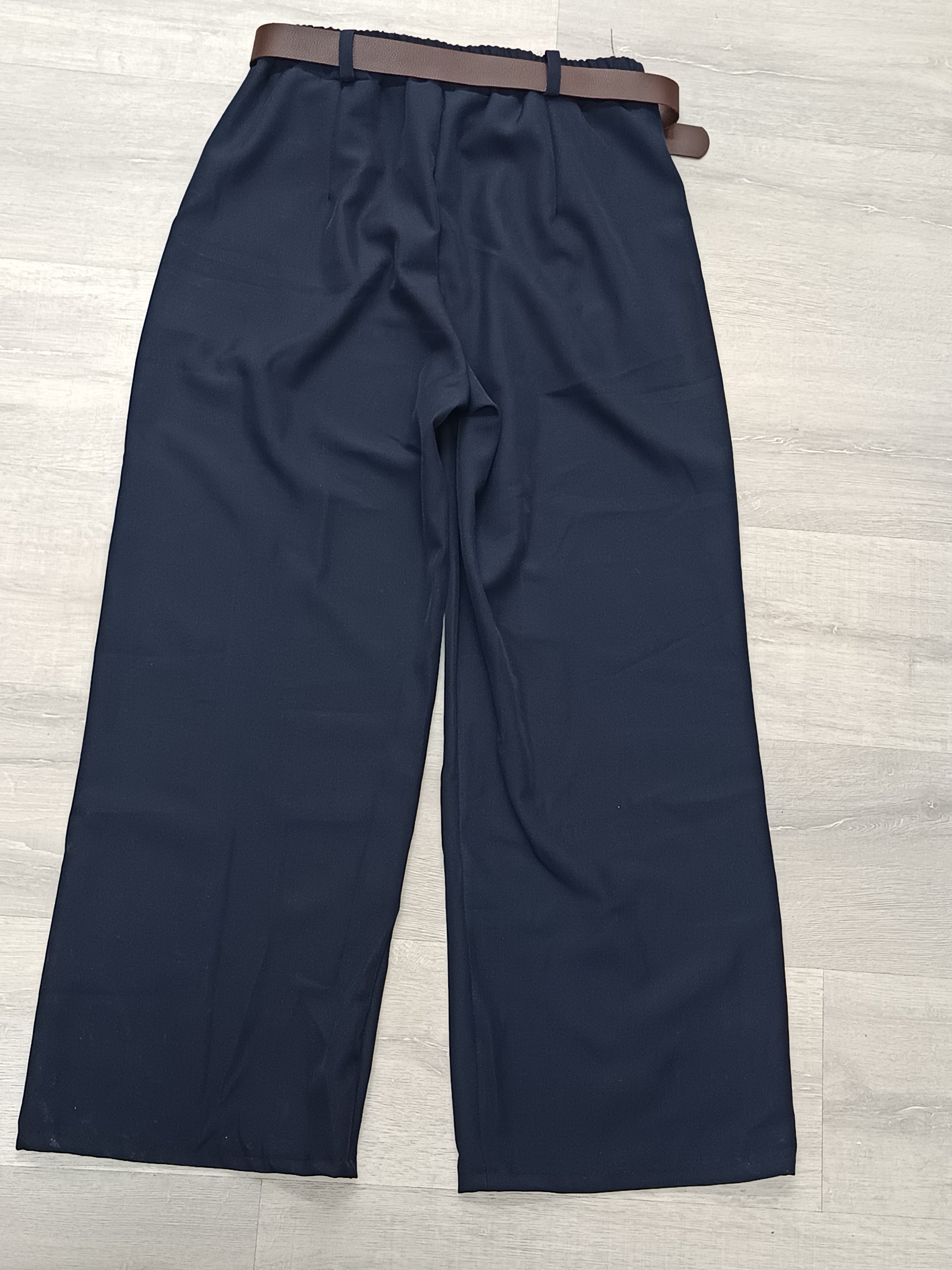 Pantalón palazzo ligero cinturón
