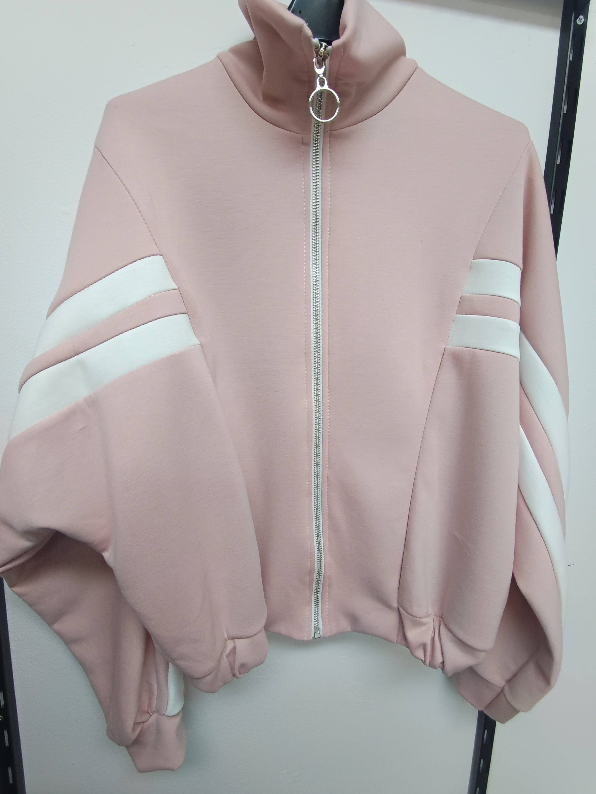 Chaqueta ligera con cremallera