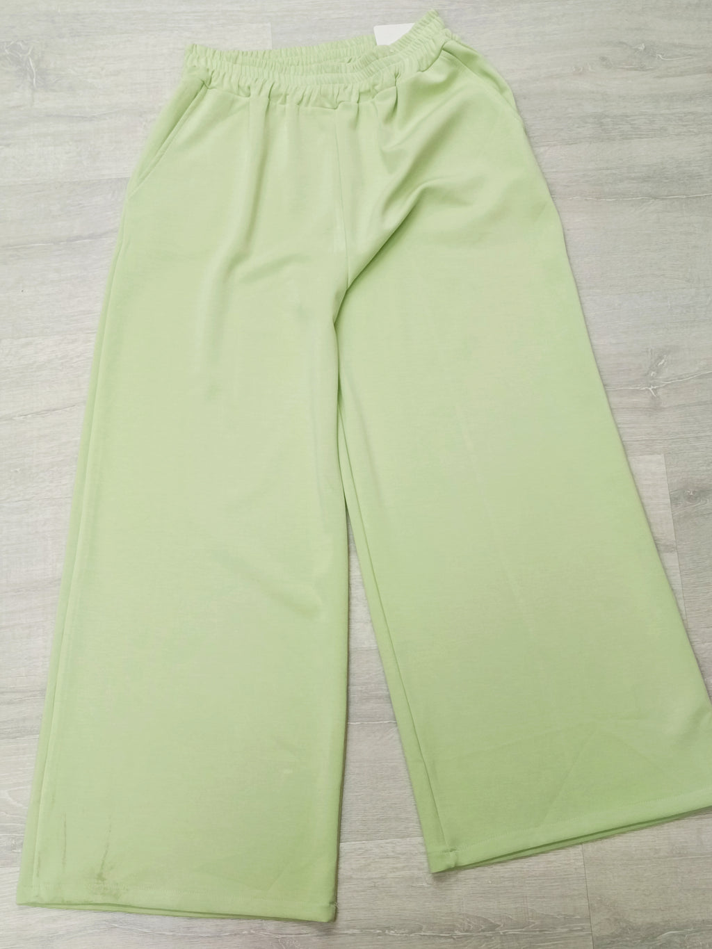 Pantalón Palazzo conjunto con la americana