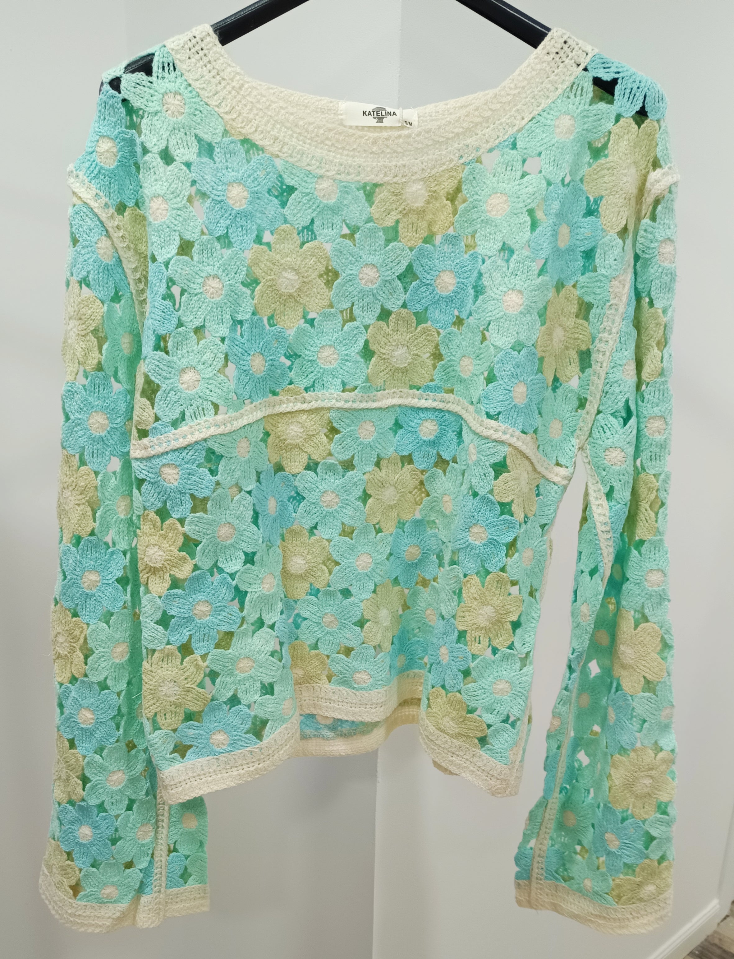 Jersey calado de flores