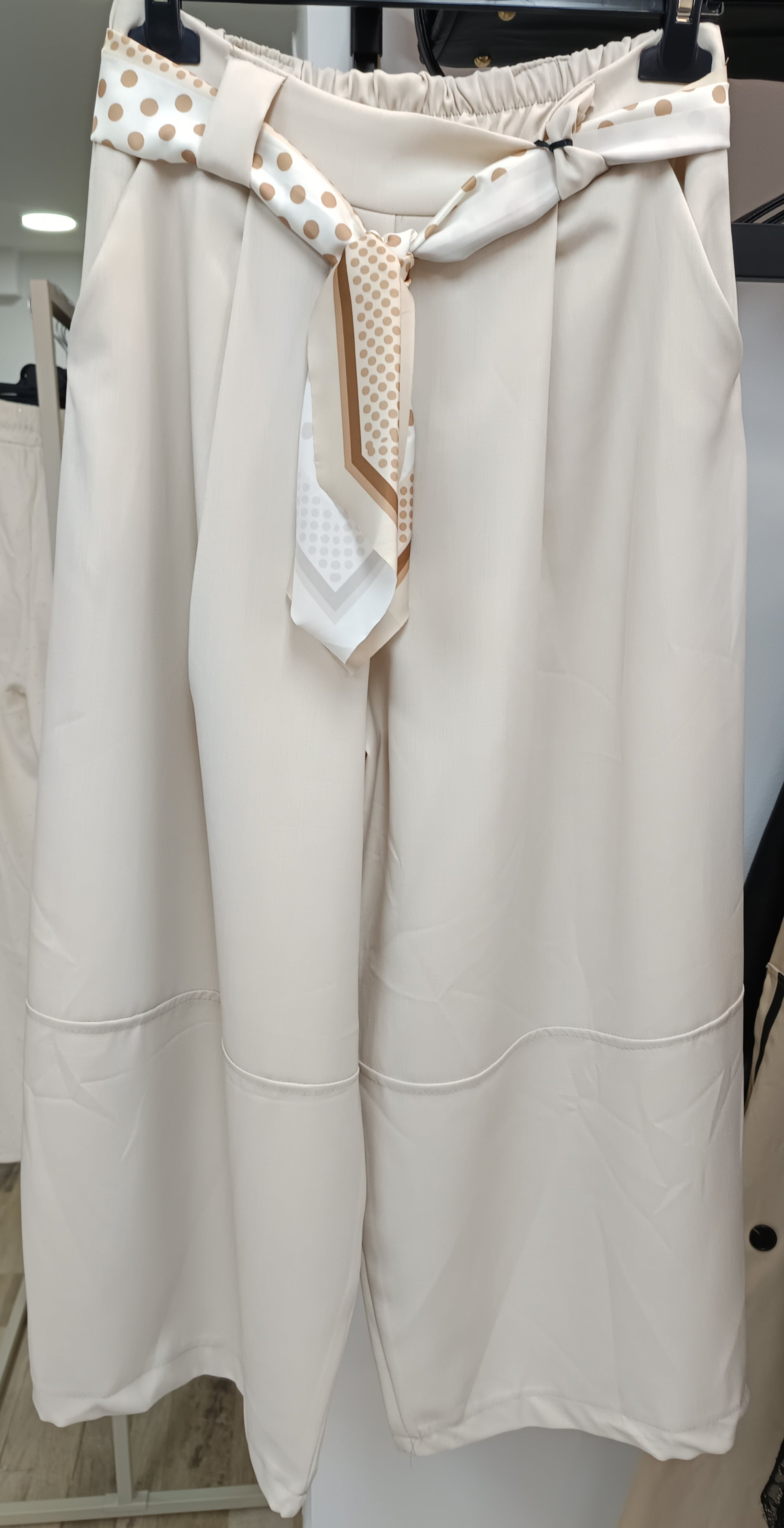 Pantalón bombacho pañuelo