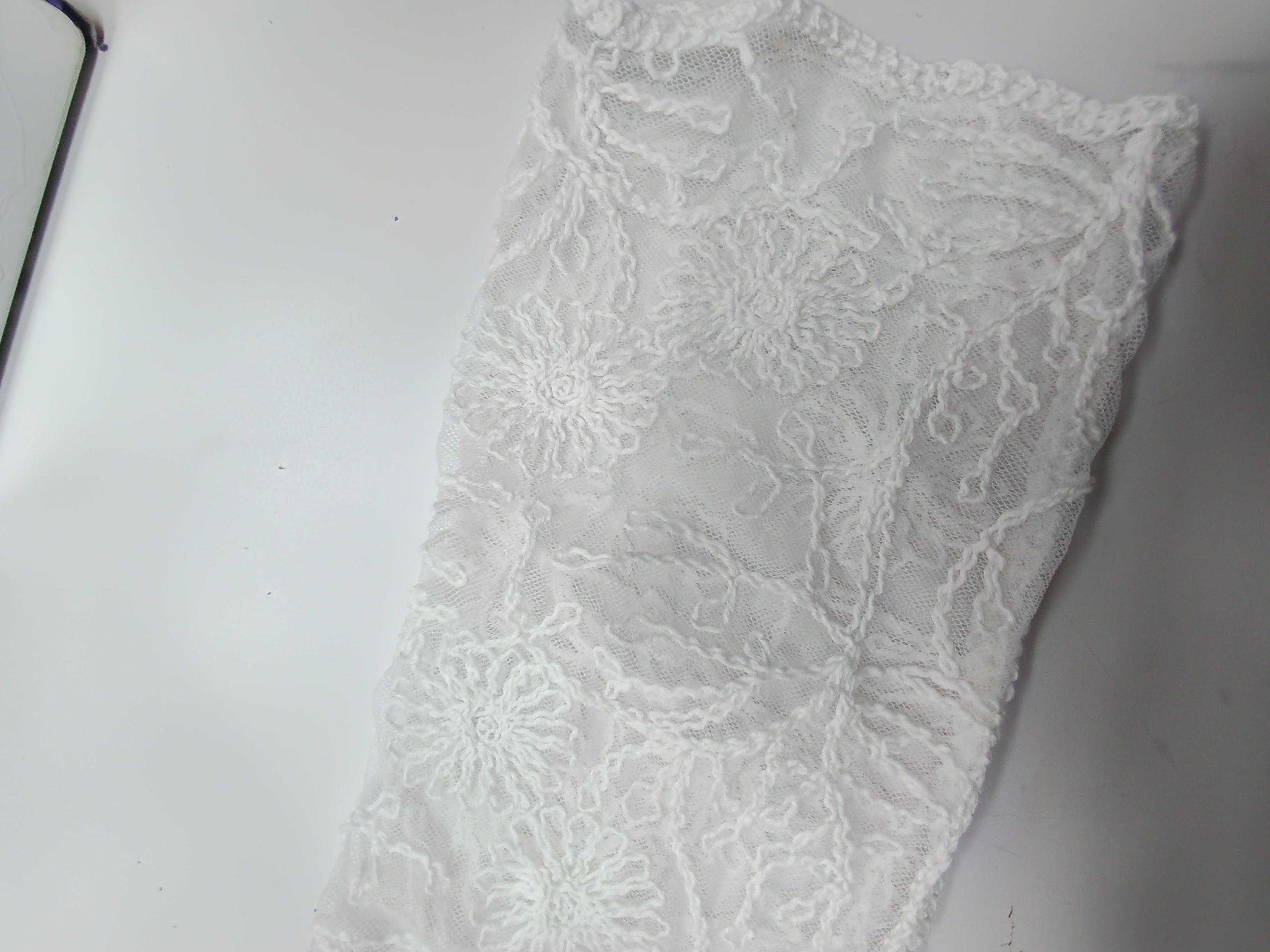 Camisa con bordados semi transparente