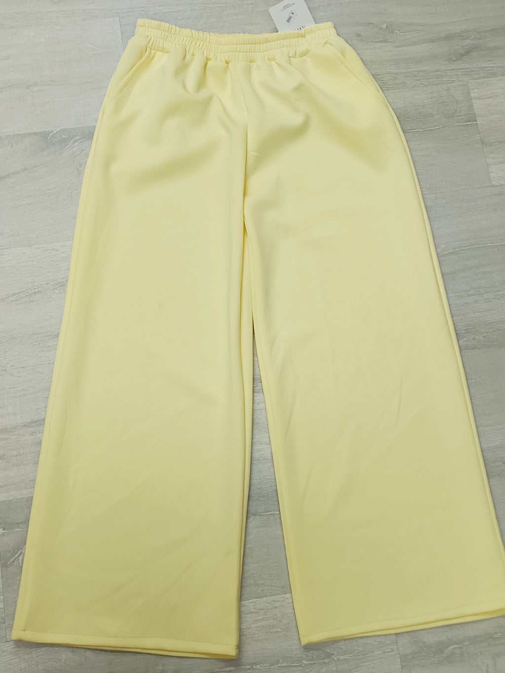 Pantalón Palazzo conjunto con la americana