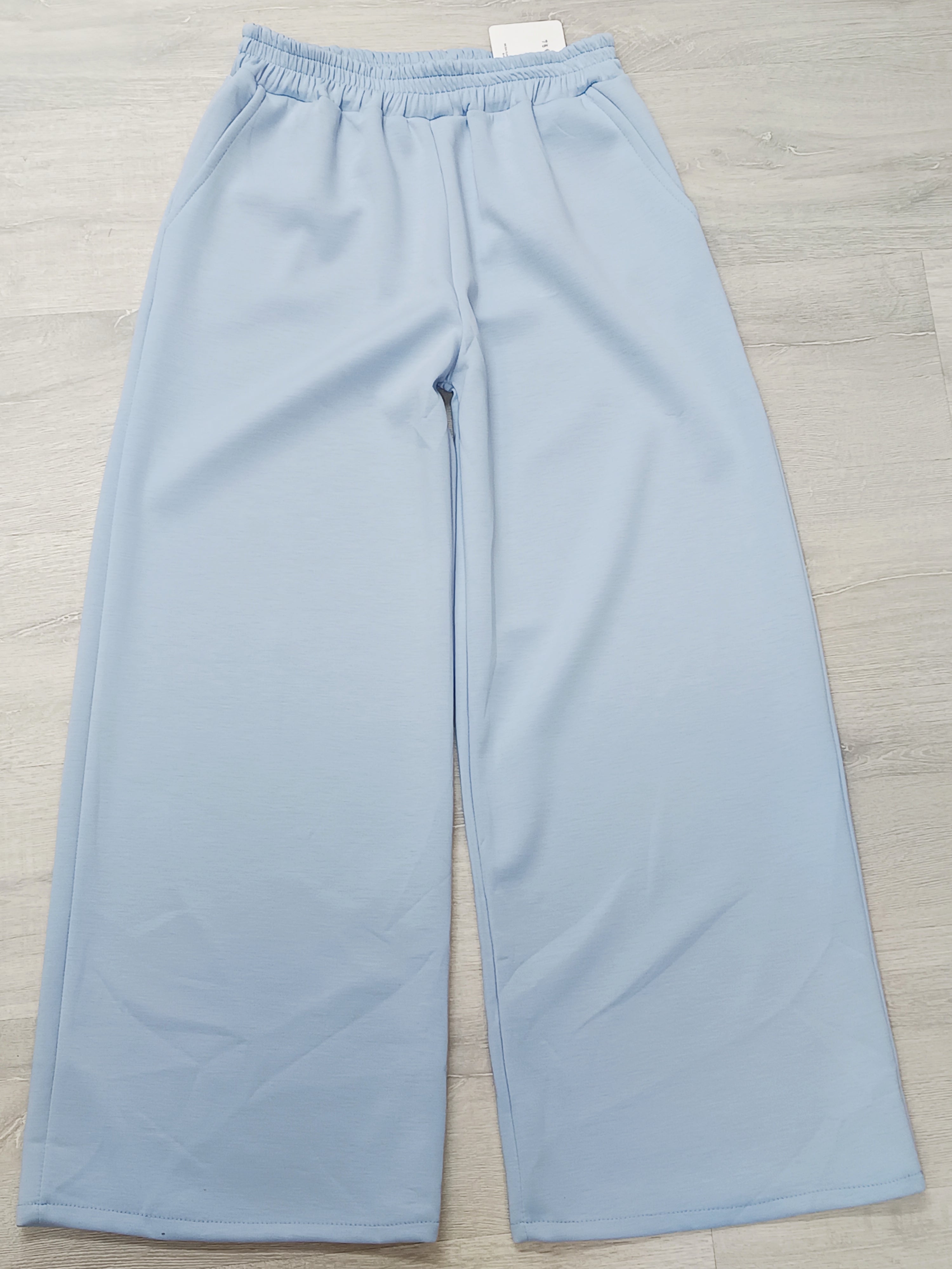 Pantalón Palazzo conjunto con la americana